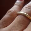 Как убрать проблему, если чернеет палец от золотого кольца?